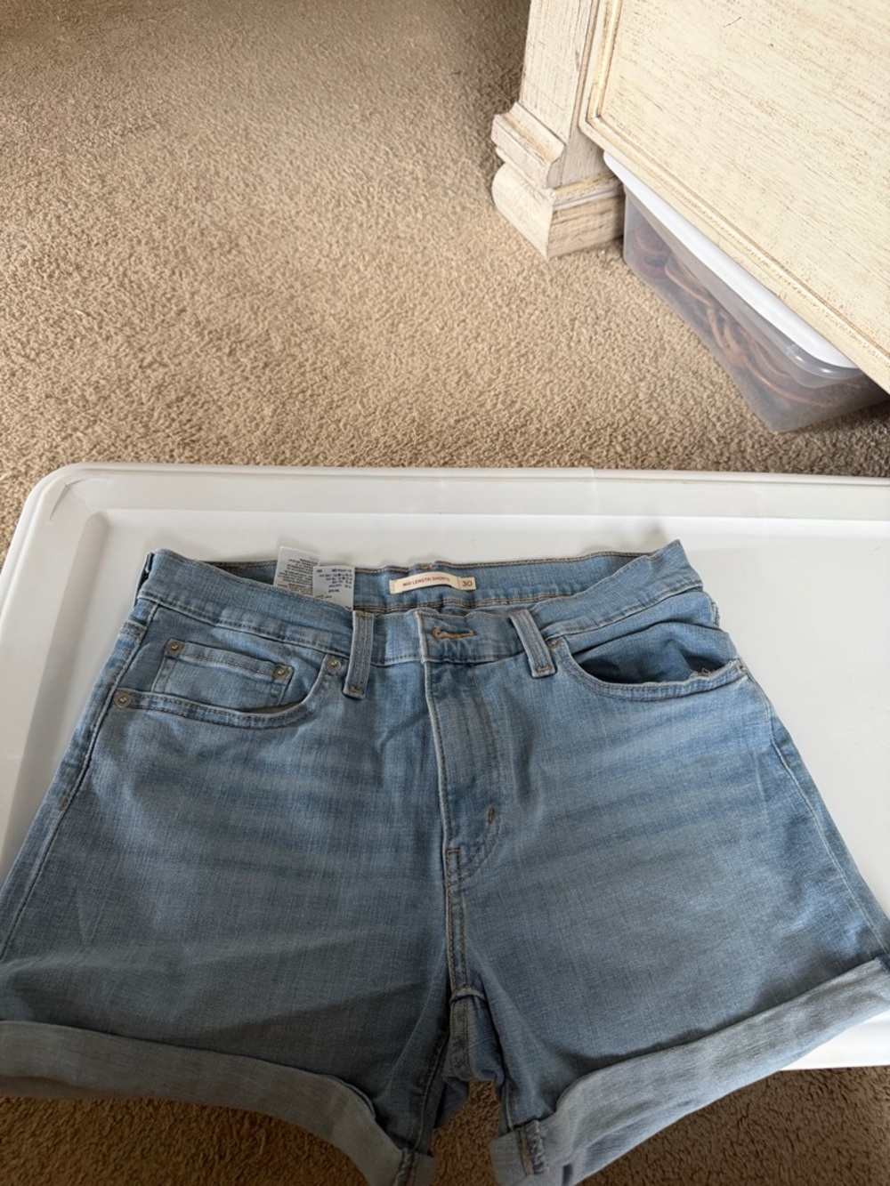 Levi's Light Blue Denim Rolled-Hem Women's Shorts
